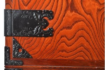 中古　民芸家具　岩谷堂箪笥　衣装盆付き　和モダンなお部屋にぴったりの箪笥サイドボード(ローボード、テレビ台)(R-047416)